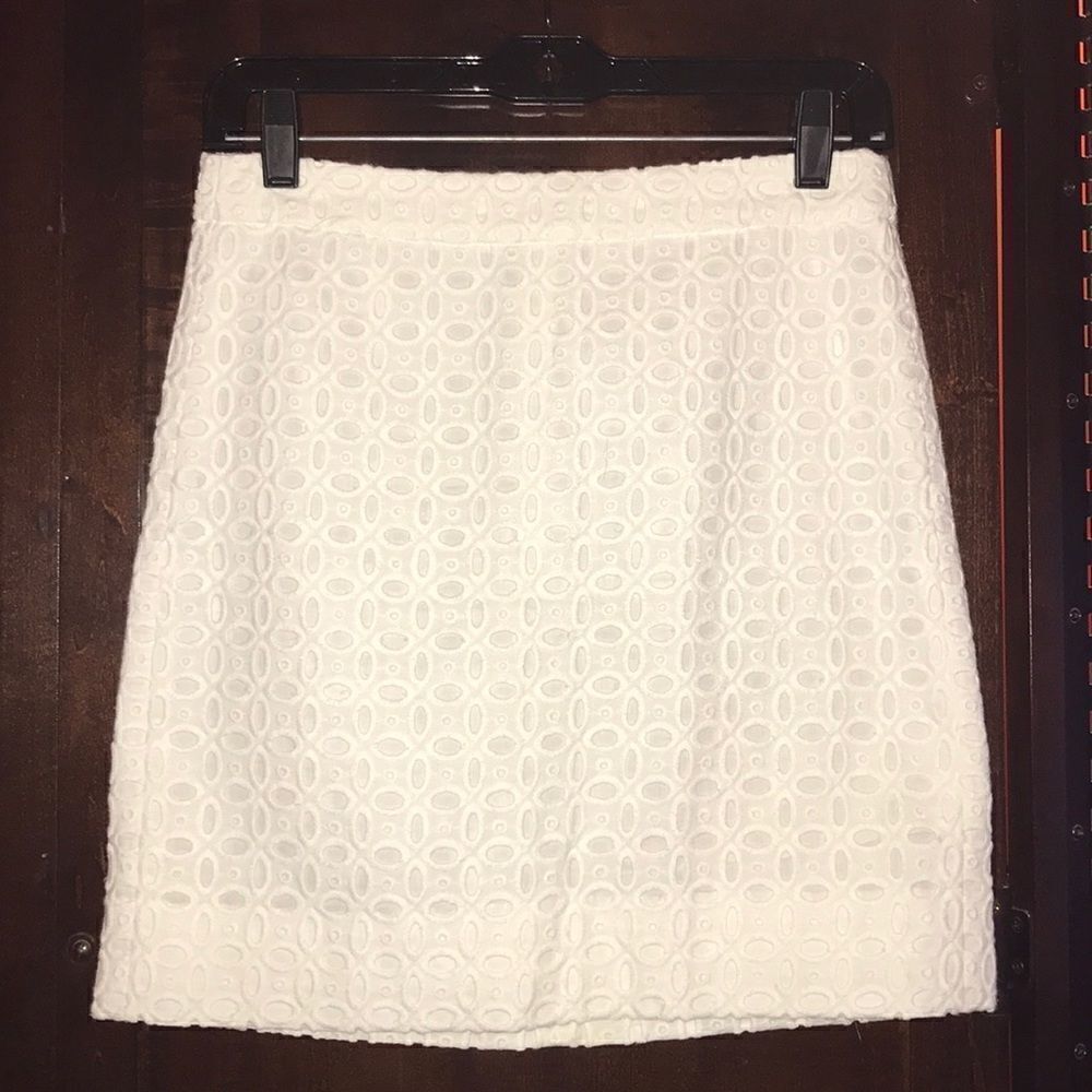 ✨J. Crew Factory White Exploded Eyelet skirt - Picture 3 of 6